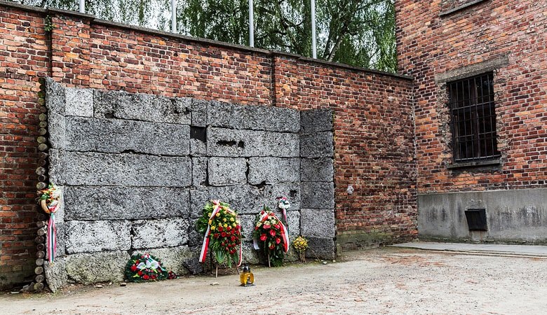 Warsaw to Auschwitz<span> 12h tour in a minivan </span> - 8 - Wroclaw Tours